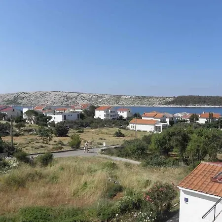 Barbat, Rab 1 شقة
