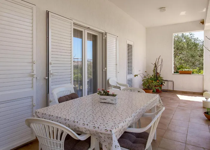 Barbat, Rab 1 Apartman *